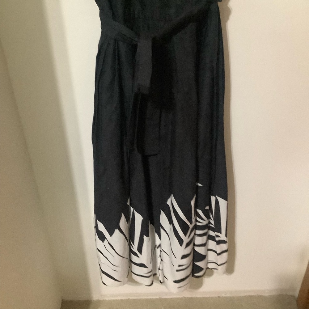 JONES NEW YORK: Elegant Black and Cream Dress - Picture 3 of 7